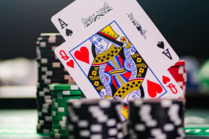 Blackjack Online vs Blackjack Casino Langsung