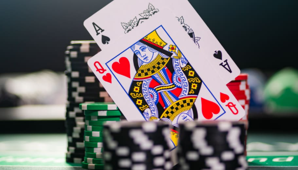 Blackjack Online vs Blackjack Casino Langsung