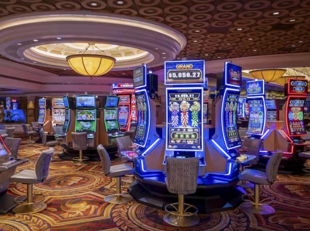 atmosfer-malam-meriah-di-kasino-caesars-palace